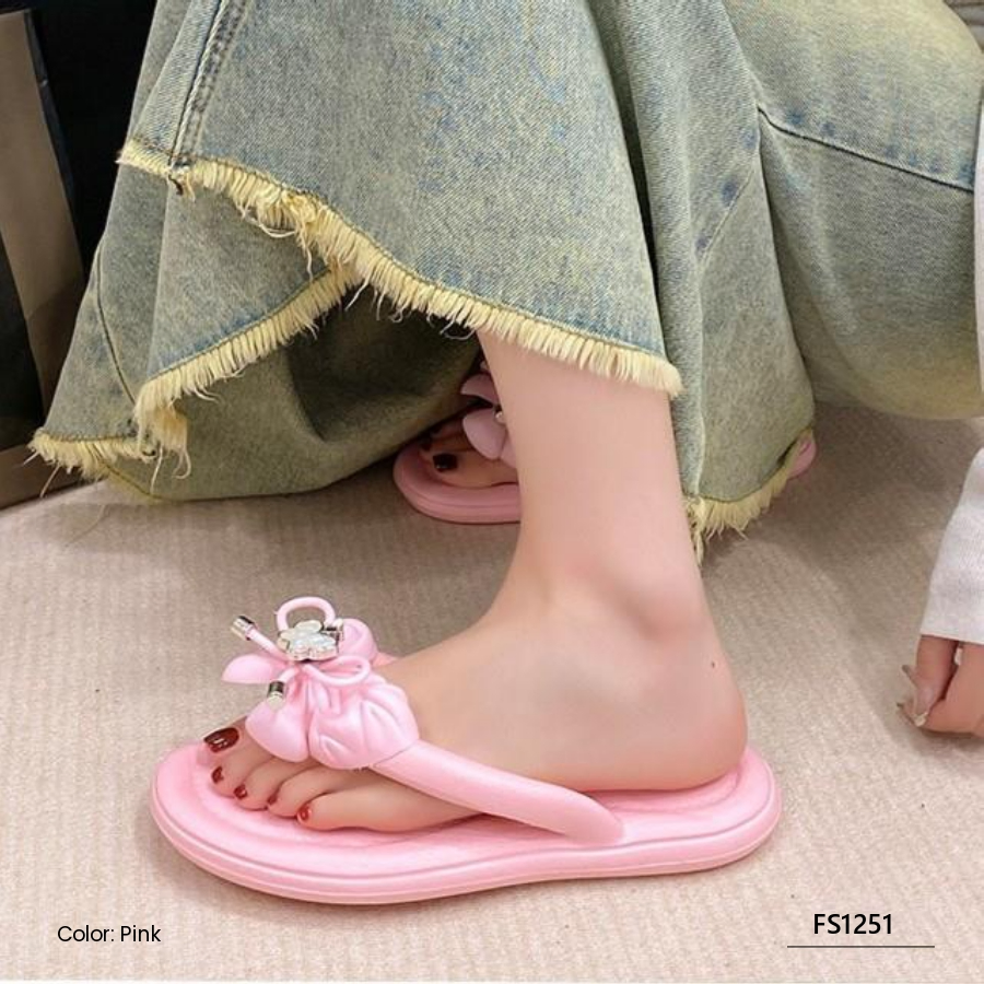 Cloud Luxe Women’s Slippers